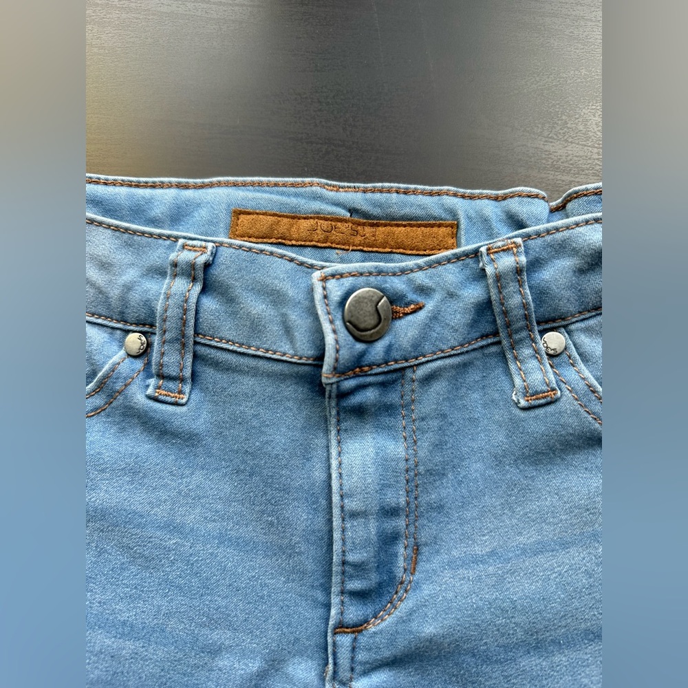 Joe’s Jeans Kids Lightwash Knee Length Soft Stretchy Shorts Size 10 EUC - Picture 6 of 7